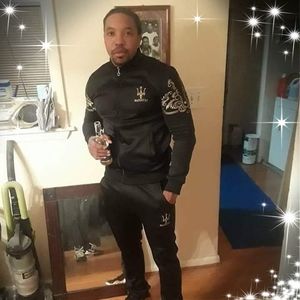 Meet your Posher, Troy